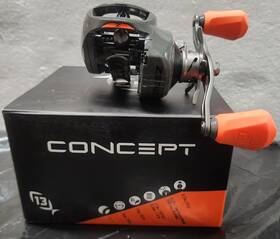 13 Fishing 850013152124 Concept Z Slide 2 Baitcast Reel Left Hand Ratio 7.5 1 With Gaurd