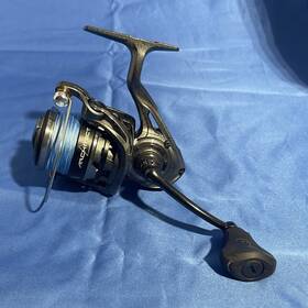 Ara-52-2.0 13 Fishing Archalect 2000 Spinning Reel 5.2 1 Metal Black Pre-spooled 20lb/150yd