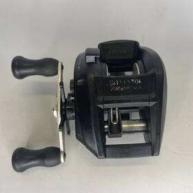 1021 Abu Garcia Ambassadeur Bait Casting Reel Plus