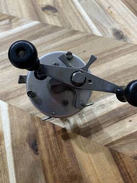 1292733 Abu Garcia Ambassadeur 5500 S Round Reel