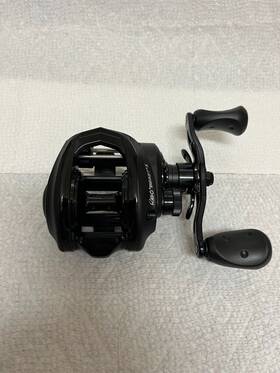 1501038 Abu Garcia Revo Beast 40 X Baitcasting Reel 6.4 1 Ratio