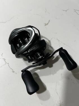 1552848 Abu Garcia Mg-x-shs Right Hand Bait Cast Reel