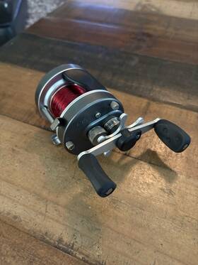 5500-ssc4 Abu Garcia 5500 Ssc4 Rh Baitcasting Reel Sweden