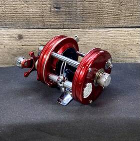 750604 Abu Garcia Vintage Ambassadeur 5000 Red Baitcasting Fishing Reel Sweden Exc Cond