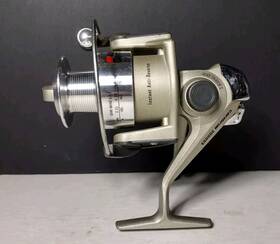 C3000s3 Abu Garcia Nice Cardinal 8lb/200yds Open Faced Spinning Fishing Reel