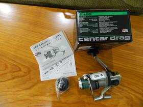 Cd4-3000 Abu Garcia Center Drag Mint Condition Spinning Fishing Reel