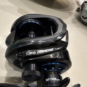 Revo1-ins Abu Garcia Revo Inshore Baitcast Reel Black Blue 30 Inch /76cm Per Turn