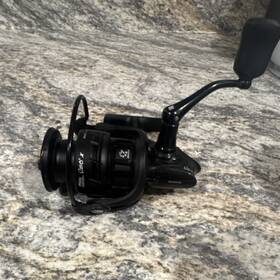 Revox30 Abu Garcia Revo X30 Spinning Reel 6.2 1 Gear Ratio Black 8/175 Lbs/yds