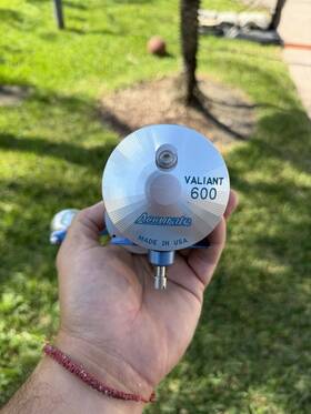 Bv-600 Accurate Valiant Silver/blue