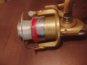Aoqiusite 733447876661 Nl 6000 Spinning Reel Takes 16lb/140yds Golden Yellow Barely Used