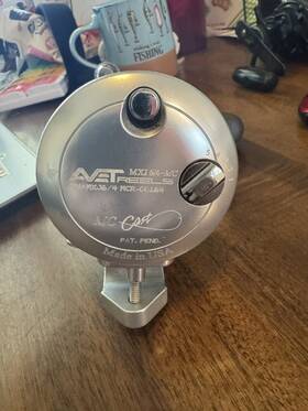 Avet 810755024417 Mxj 6/4 Mc Lever Drag Casting Reel 2 Speed