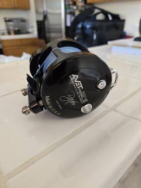 Avet 810755027289 Raptor Two Speed Lever Drag Casting Reel - Hx 5/2 Mc