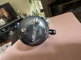 Avet Reels 810755026268 Lx 6/3 Mc Raptor 2-speed Lever Drag Casting Reel Left-hand Gun Metal Gray