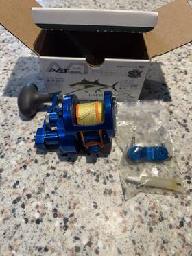 Avet Sx6/4mc Raptor Sx6/4 Mc 2-speed Lever Drag Casting Reel Cast - Blue Right Hand
