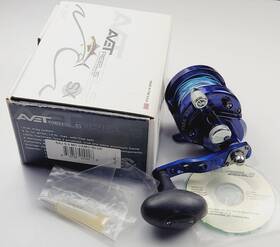Sxj5.3mc Avet Sxj 5.3 Mc Blue Camo Narrow With 50lb Braid