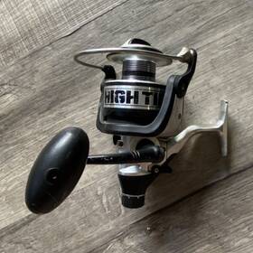Ht7000 Bass Pro Shops High Tide Offshore Angler Size 8000 Spinning Reel With Bait Clicker