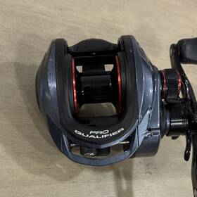 Pqd10hla Bass Pro Shops Qualifier Baitcast Reel Dual Braking Blue Black Red