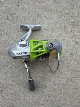 Tsz30 Bass Pro Shops Tourney Special Spinning Fishing Reel