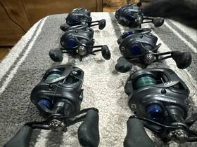 106h Cabelas Baitcast Reel 6.3 1 Gear Ratio Black Blue