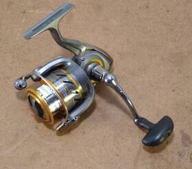 Daiwa 043178596739 Digigear Crossfire 2500 Spinning Reel