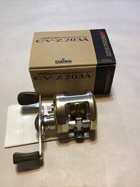 Daiwa 043178918104 Millionaire Cv-z 203a Baitcasting Reel/in Box/excellent