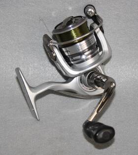 Daiwa 043178939789 Laguna 2000 5-bi Light Action Spinning Cleaned And Tested Very Nice