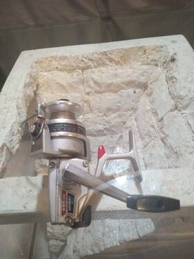 1050k Daiwa Vintage Open Faced Fishing Reel In Excellent Working Condition