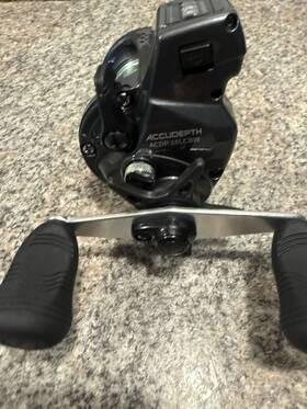 15lcbw Daiwa Accudepth Acdp Line Counter Trolling Reel . Very Light Use