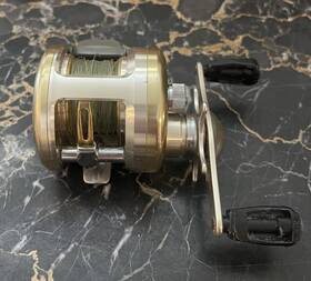 203la Daiwa Baitcasting Reel Left-handed