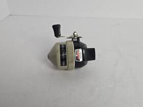 2200a Daiwa Diawa Fishing Reel Made In Korea