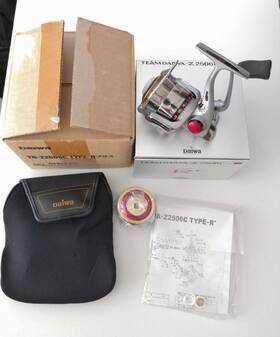 2506c Daiwa Near Mint Td-z Type R Spinning Reel Japan