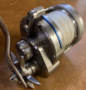 35ha Daiwa Saltiga 2 Speed Fishing Reel With 65lb. Powerpro Mint