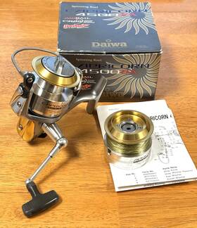4500sa Daiwa Capricorn 4500 Sa Fishing Reel Extra Spool Missing Handle Screw Cover