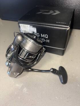Daiwa 4827403419682 Bg Mq 2500 D-h Spinning Reel
