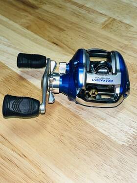 50206a Daiwa Team Viento Casting Reel Bait Caster Freshwater Mint Rarely Used