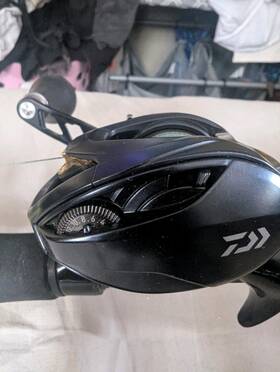 Daiwa 550133121500 21 Steez A Tw Hlc 7.1r Right Handed Baitcast Reel