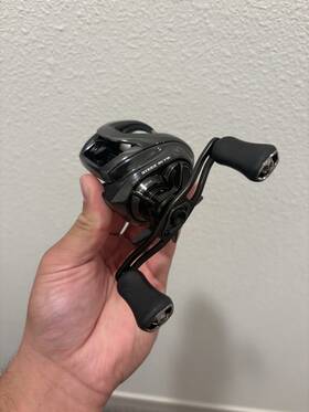 100hl Daiwa 550133344329 24 Steez Sv Tw Baitcasting Reel