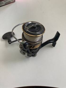 Lt4000d-c Daiwa 960652140799 Legalis Spinning Reel Gold