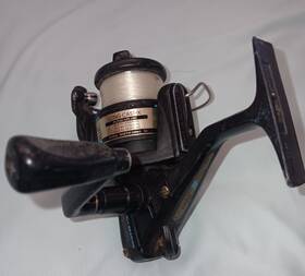 Ag1305 Daiwa Graphite Spinning Fishing Reel Hi-speed Retrieve Works