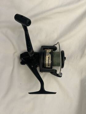Ag2000 Daiwa Graphite Spinning Reel With Long Cast Spool