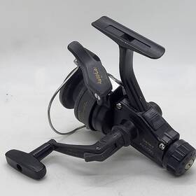 Ags555 Daiwa Open Face Spinning Reel Working Excellent Smooth And Balanced