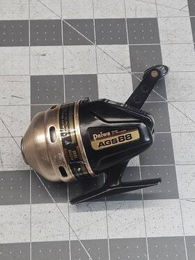 Ags88 Daiwa Vintage Ags 88 Spincast Fishing Reel - Black And Bronze Made In Korea