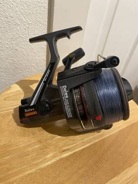 Bw9000 Daiwa Vintage Fishing Spinning Reel Mint Without Riginal Box And Op Manual Nice