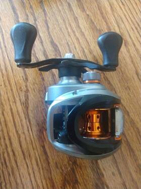 Ca80h Daiwa Fishing Reel - Silver