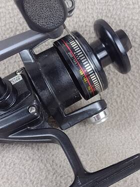 D1000 Daiwa Parts Spinning Fishing Reel Made In Japan
