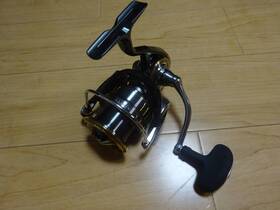 Lt3000s-cxh Daiwa Near Mint 21 Luvias Airity Spinning Reel Japan