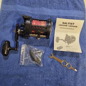 Daiwa Lw50hb Saltist Lw 50hb Trolling Reel 6.4 1 Right Handed With 7 Colors Lead Core