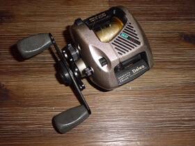 Ps2.2b Daiwa Vintage Graphite Baitcasting Reel Made In Japan With Flipping Switch