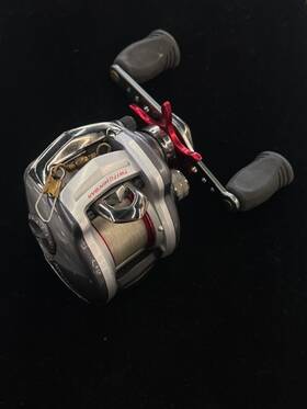 Sa40b-f702mh Daiwa 7.1 100tsh Megaforce Twitchin P26014528