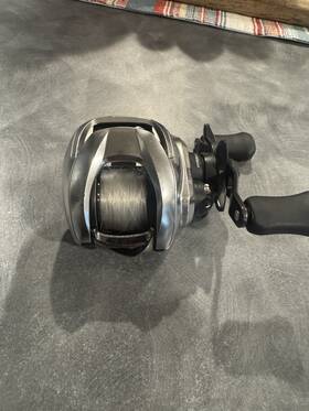 Zlnsvg100 Daiwa Zillion Sv Tw Baitcasting Reel